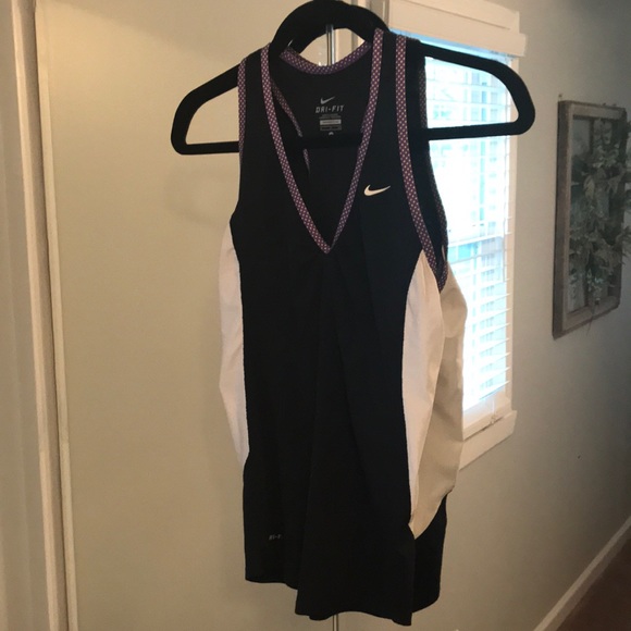Nike razor back tank - Picture 2 of 5
